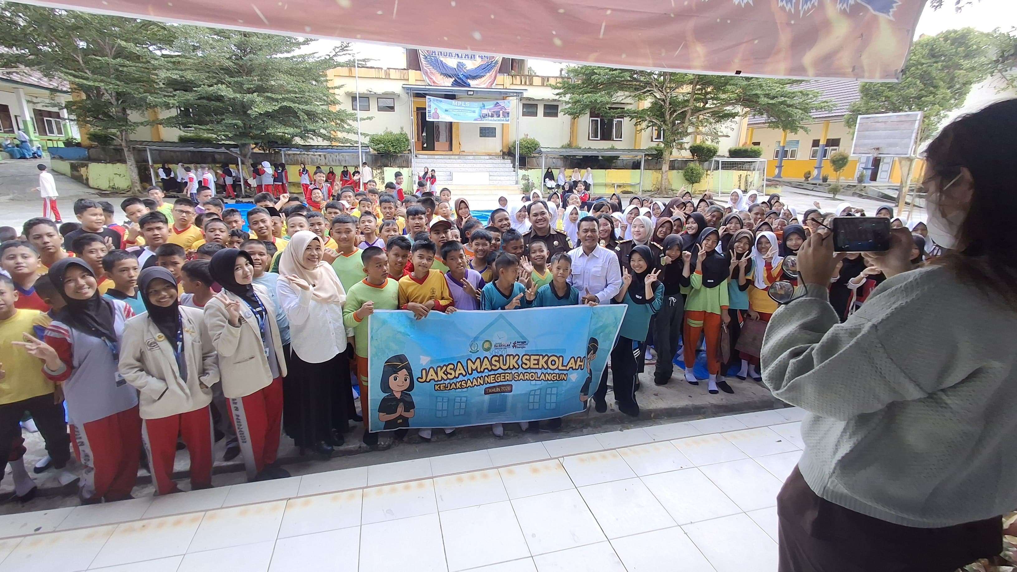 Momen 1